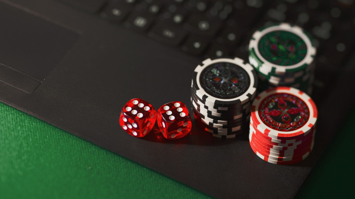 Jak hrát online casino?