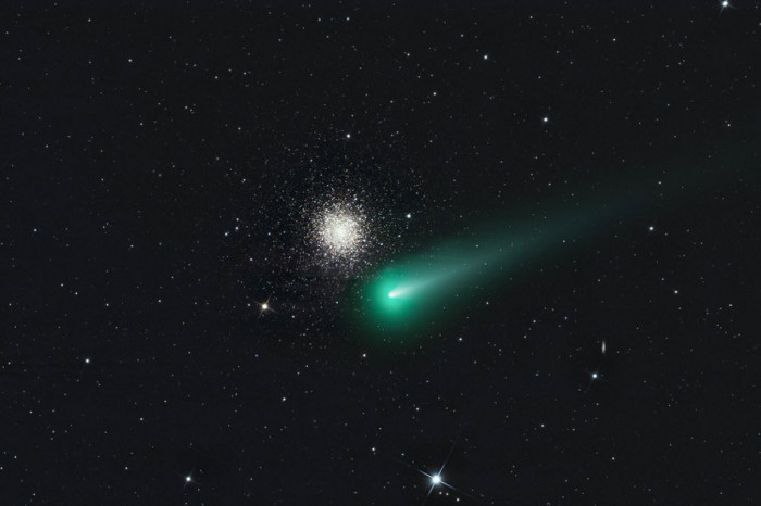 Snímek Kometa Leonard s hvězdokupou M3 je Českou astrofotografií měsíce XII/21