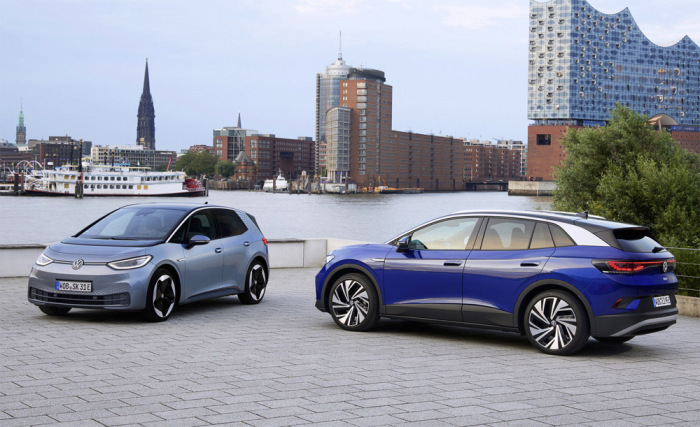 Volkswagen v roce 2021 zdvojnásobil prodeje čistě elektrických vozů