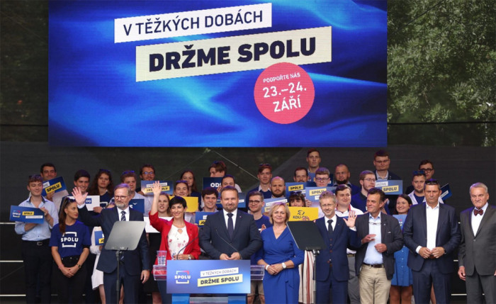 Koalice ODS, KDU-ČSL a TOP 09 zahájila horkou fázi předvolební kampaně