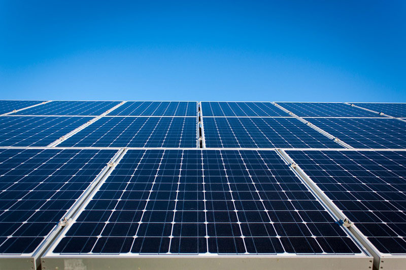 MPO: Novela, která zjednoduší povolovací řízení pro solární elektrárny, je v mezirezortním připomínkovém řízení