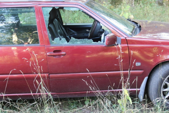 52letý muž z Chebu opakovaně vykrádal zaparkovaná vozidla, způsobil škodu za téměř 100 tisíc korun