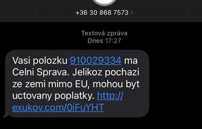 Celní správa ČR upozorňuje na podvodné textové zprávy