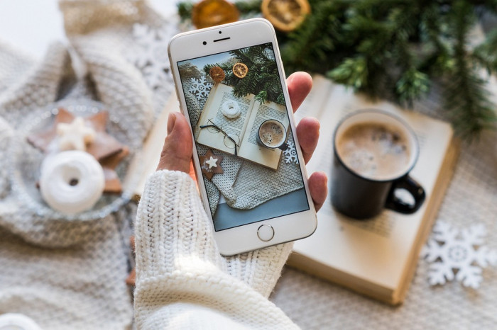 Průzkum ESET: Vánoce slavíme v Česku tradičně, sociální sítě využíváme během Štědrého dne méně než obvykle