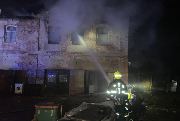 Druhý stupeň poplachu byl vyhlášen při požáru domu v Havrani na Mostecku