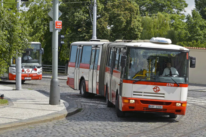 Historická autobusová linka K vyjede v sobotu 22. dubna poprvé do pražských ulic