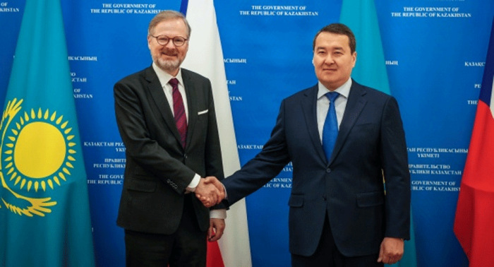 Fiala jednal s premiérem a prezidentem Kazachstánu o energetice a dopravě
