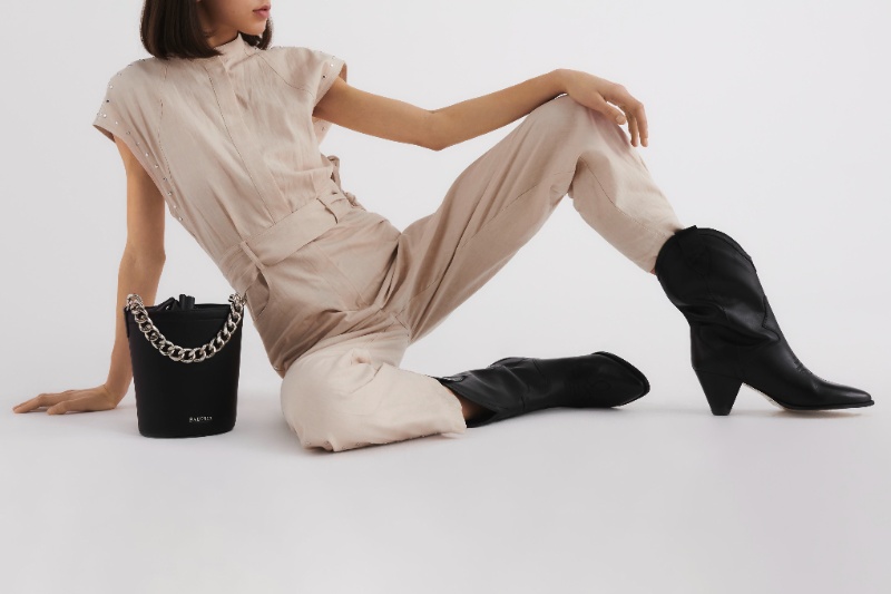 Kotníkové boty na podpatku - Jak si vybrat správný model pro váš šatník?