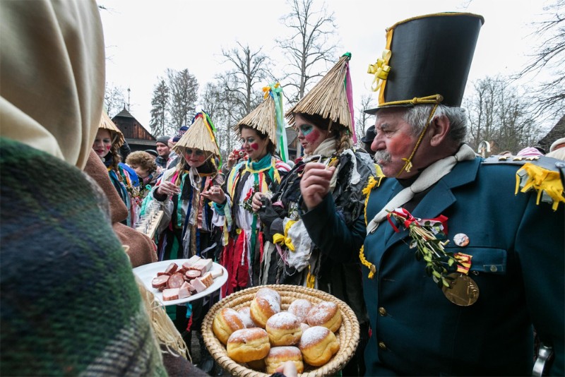 Přijďte poznat tradiční masopustní zvyky na Valašsku a ochutnat zabijačkové speciality