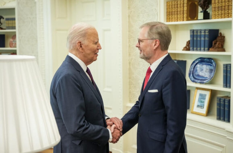 Prezident USA Biden přijal Fialu v Bílém domě, jednali o strategické, obranné a ekonomické spolupráci