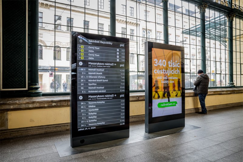 Nové informační panely na Masaryčce ukážou nejbližší odjezdy metra a tramvají