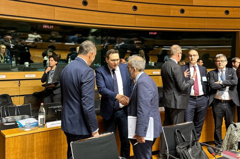 Lipavský jednal na dubnové Radě EU pro zahraniční věci v Lucemburku