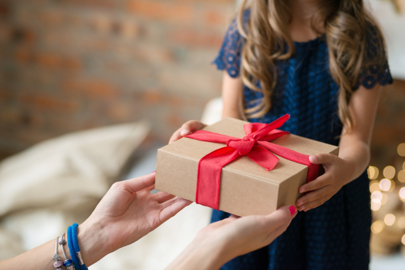 Co dát jako dárek do nového domu či bytu? Tipy na dárky do domácnosti Vašeho blízkého, se kterými nešlápnete vedle