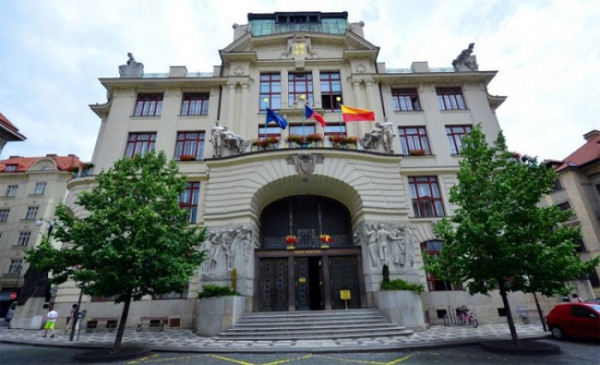 Praha pořádá sbírku ošacení, hygienických potřeb a trvanlivých potravin