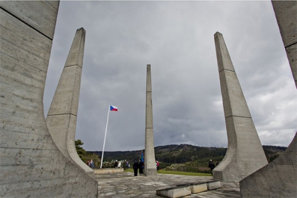 Kraj finančně přispívá na opravu památky ve Valašském Meziříčí a na obnovu Ploštiny