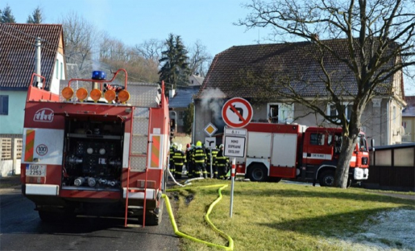 Požár garáže v domku v Drahobuzi