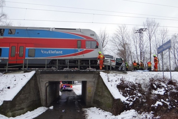 Tragická nehoda na železničním přejezdu v Ostravě - Třebovicích