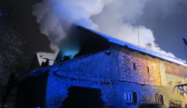 Noční požár stodoly v Třinci