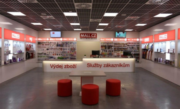 Mall.cz otevírá svoji první prodejnu v obchodním centru