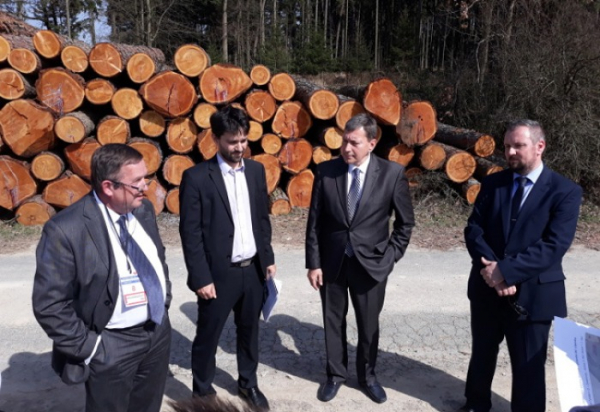Ministři navštívili průmyslovou zónu Solnice-Kvasiny