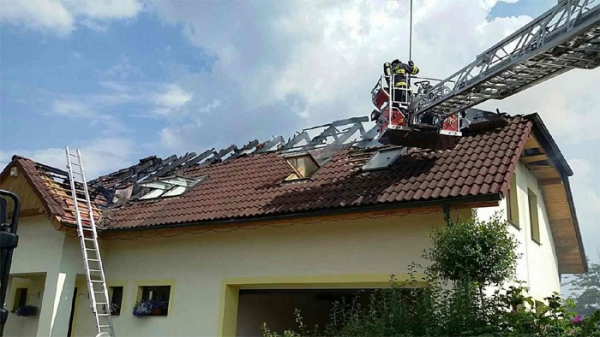 Požár rodinného domu v Hoděšovicích