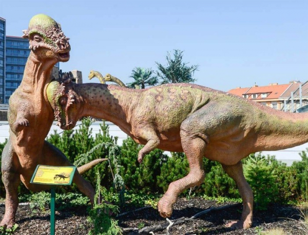 Oblíbený DinoPark má nový přírůstek. Vezměte děti na prvního českého dinosaura