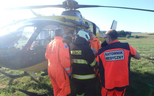 U nehody v Královci zasahovali hasiči s polskými záchranáři