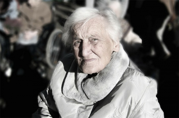 Sociální start-up Návštěvy POTMĚ pomáhá seniorům i nevidomým