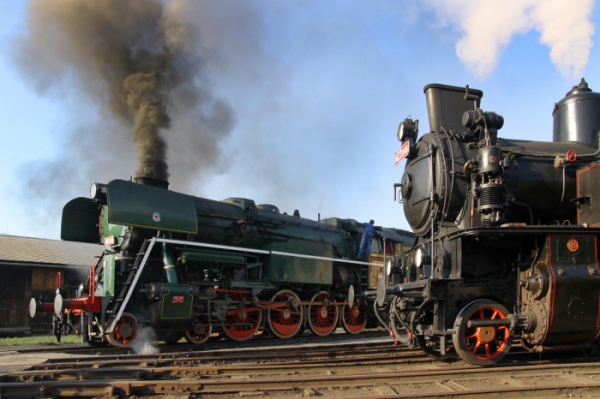 Trať z Břeclavi do Brna funguje už 180 let, výročí připomenou jízdy historických vlaků