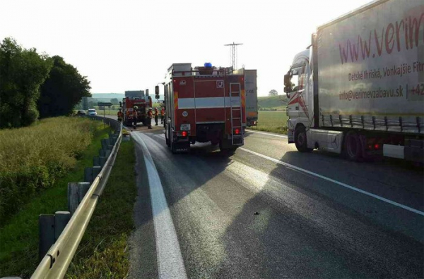 Nehoda kamionu a osobního auta na Vyškovsku