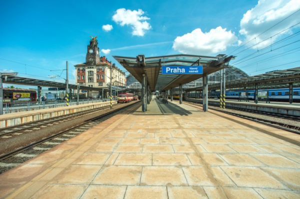 Začala rekonstrukce fasády a střechy Fantovy budovy na pražském hlavním nádraží
