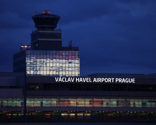 Letiště Praha odbavilo v prvním pololetí o 5 % cestujících více než vloni