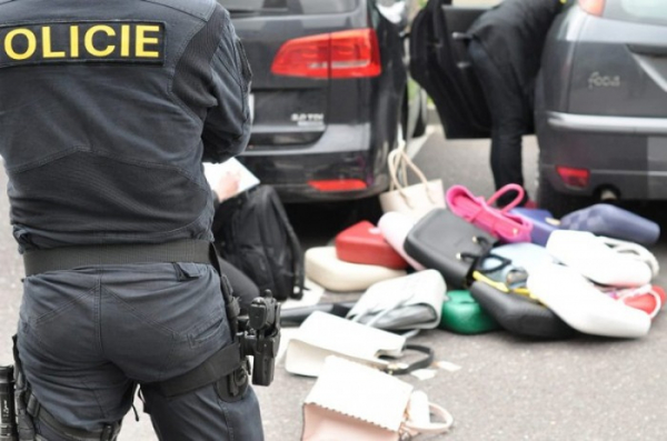 V Hřensku se pohyboval falešný inspektor ČOI, policie reagovala rychle