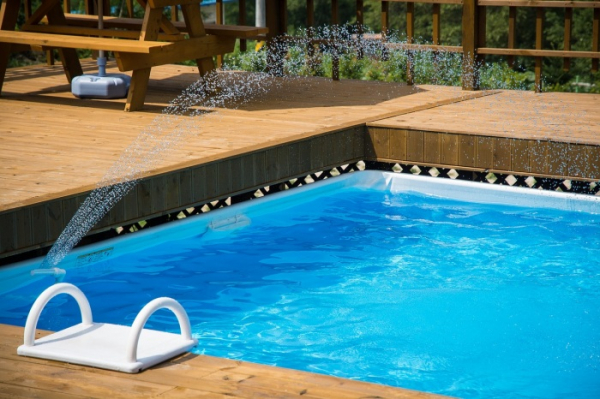 Bez bazénu se na zahradě neobejdete. Dokonalé zchlazení na léto!