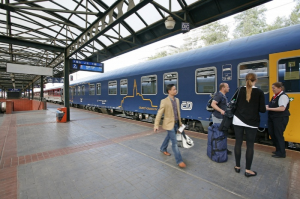 České dráhy zahajují provoz nočních vlaků, cestující jimi dojedou do Tater či do Alp