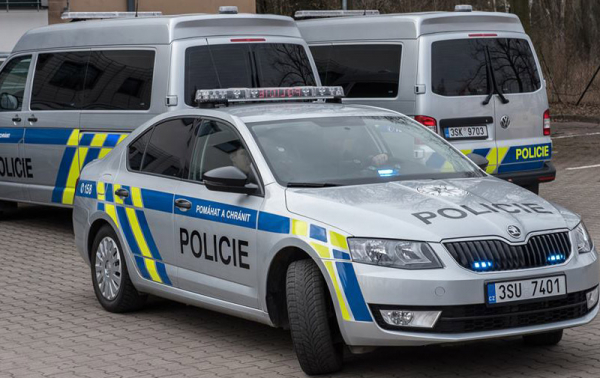 Pražští policisté dopadli muže podezřelého z loupežného přepadení na Chodově