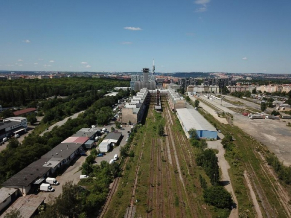 Pražské nákladové nádraží Žižkov se zbytkem města propojí nová tramvajová trať
