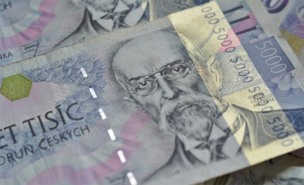 Šestadvacetiletá žena z Nejdku podvodným jednáním způsobila bance škodu 160 tisíc korun
