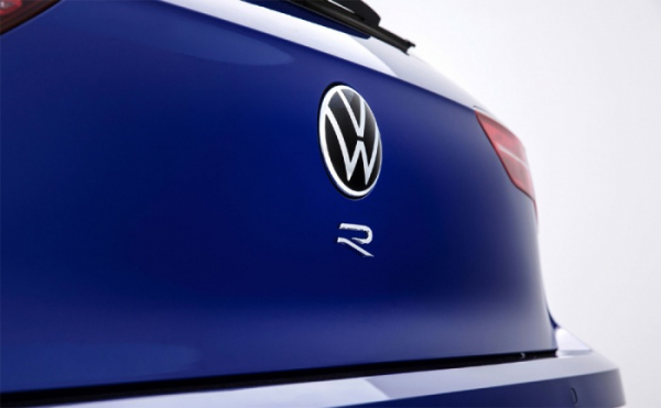 Volkswagen spustil odpočítávání do světové premiéry nového modelu Golf R