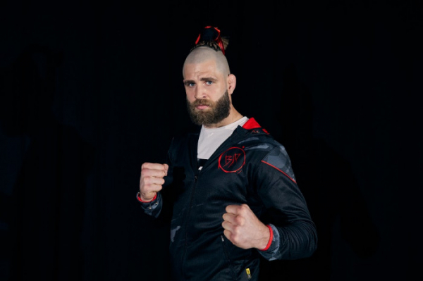 Poradí si Jiří Denisa Procházka v UFC s těžkým soupeřem?