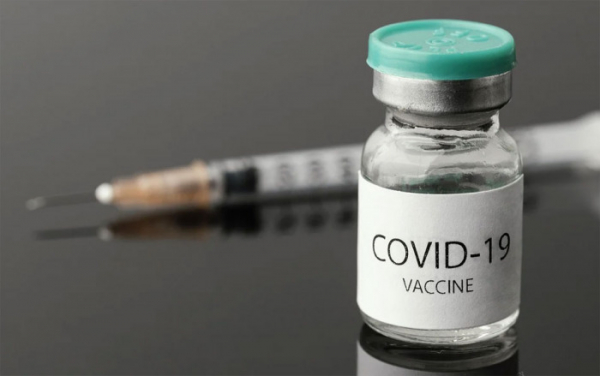 Výzva vládě: Pusťte firmy k očkování proti Covid-19
