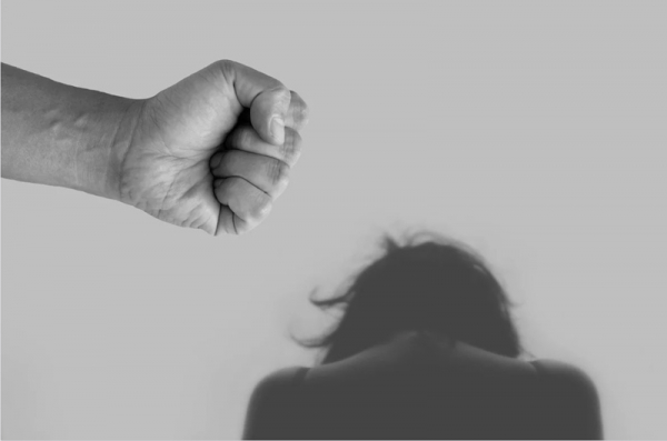 Když se domácí násilí odehrává ve vaší blízkosti, ale vy nevíte, co dělat 
