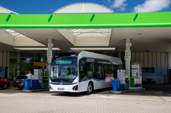 Hyundai Motor zahajuje v Mnichově zkušební provoz vodíkových autobusů Elec City Fuel Cell 