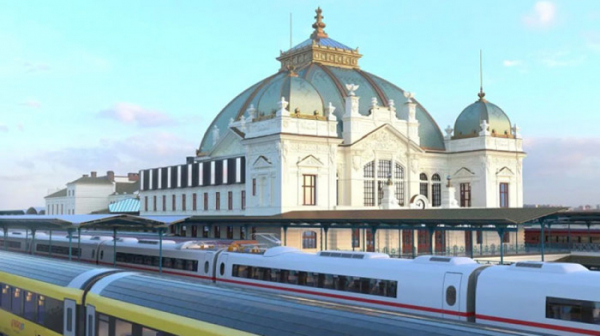 Výpravní budova plzeňského nádraží prochází výraznou proměnou