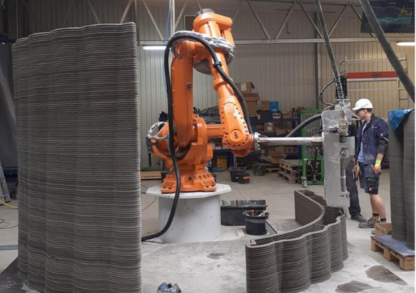 Ve Žďáru vzniká největší 3D tiskárna betonu v České republice