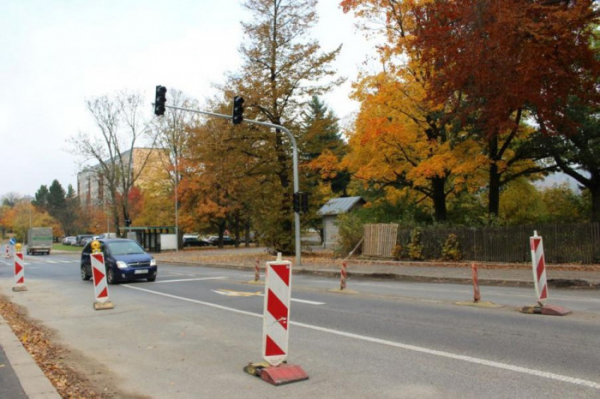 Křižovatky ulice Palackého s ulicemi U Přehrady a Riegrova v Jablonci budou mít nové dopravní značení