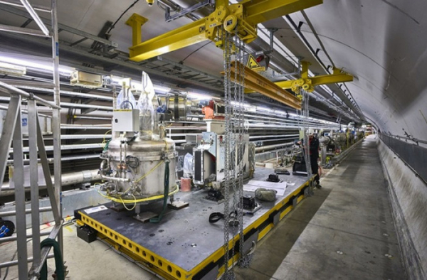 MŠMT: Přihlášky na dlouhodobé stáže ve studijních programech CERN lze předložit do 21. března
