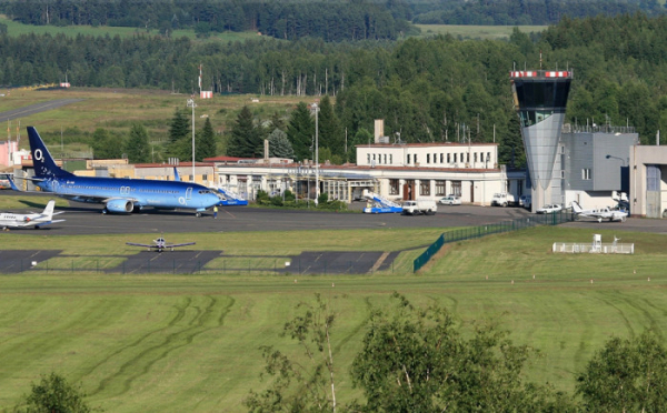 Letiště Karlovy Vary vykáže za covidový rok 2021 nižší ztrátu, než byl původní předpoklad