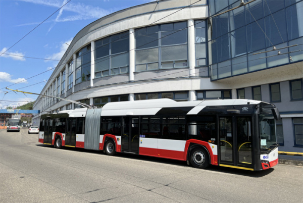 Do Brna míří další nové trolejbusy 27Tr, na linkách nahradí vysokopodlažní a neklimatizované vozy