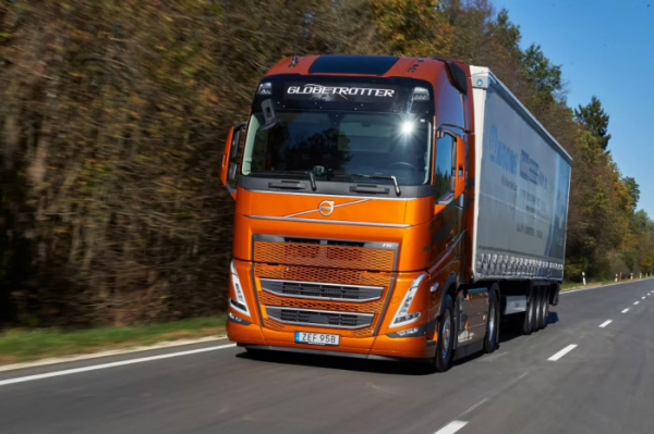 Volvo Trucks snižuje spotřebu paliva v silničním testu o 18 procent